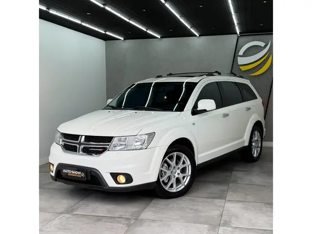 Carro Dodge Journey 2015 RT 3.6 V6