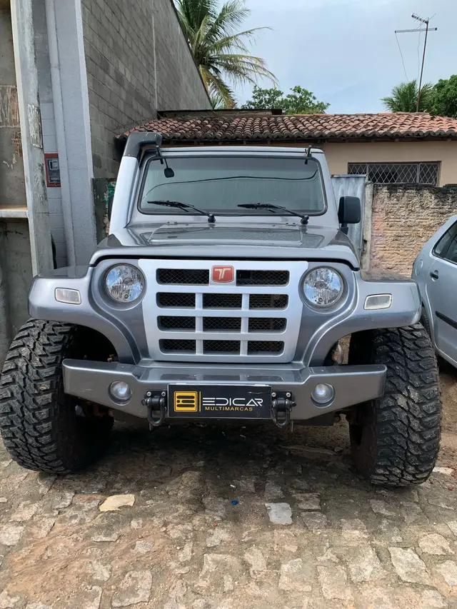 Carro Troller T4 2013 3.2
