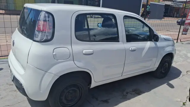 Carro Fiat Uno 2021 Attractive 1.0