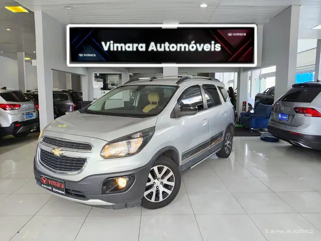 Carro Chevrolet Spin 2017 Activ 1.8 (Flex) (Aut)