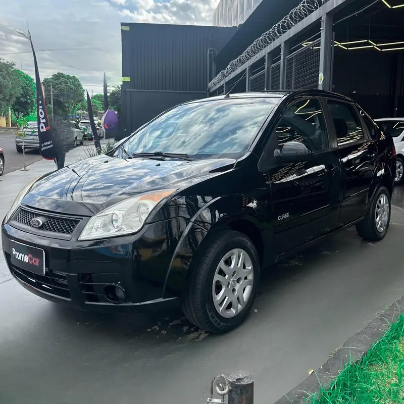 Ford Fiesta Sedan 1.6 (Flex)
