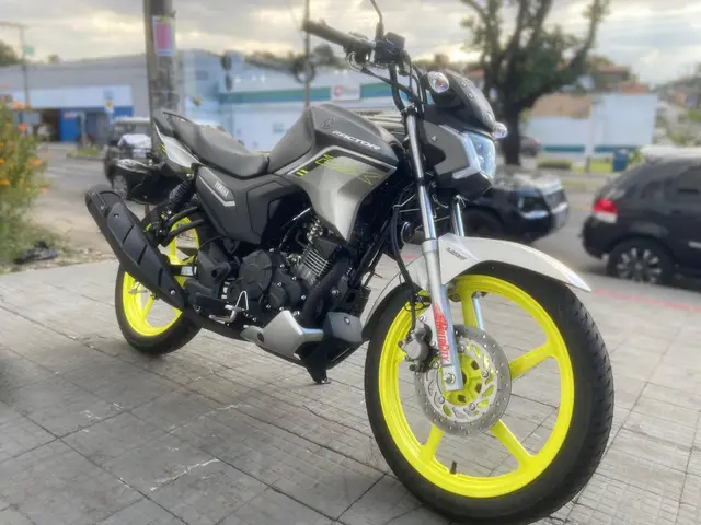 Moto Yamaha YBR 150 Factor 2025 DX