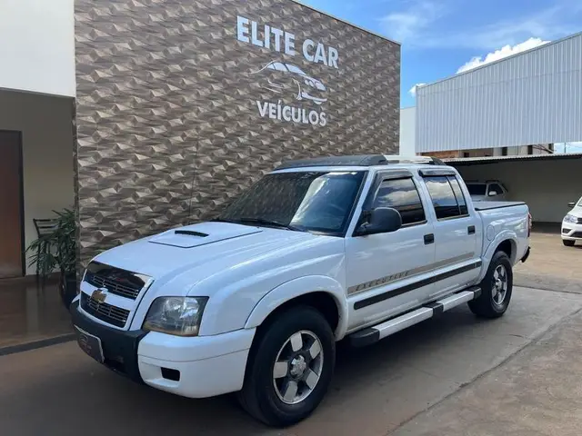 Carro Chevrolet S10 Cabine Dupla 2010 S10 Executive 4x2 2.4 (Flex) (Cab Dupla)