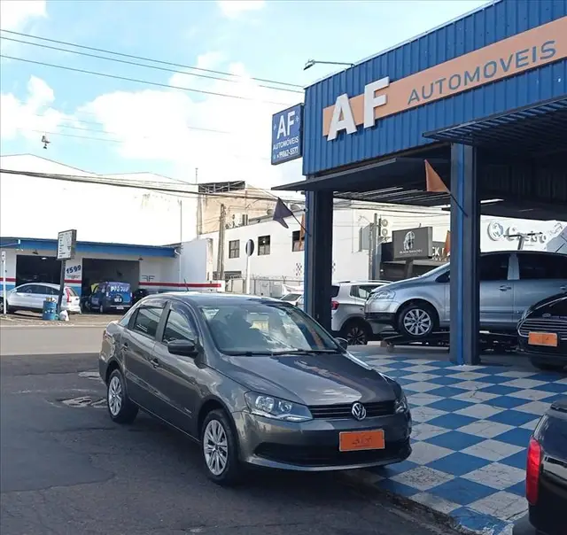 Carro Volkswagen Voyage 2014 1.0 TEC (Flex)