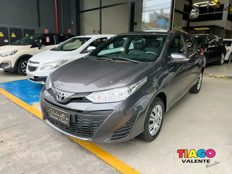 Toyota Yaris 1.3 XL Live (Flex)