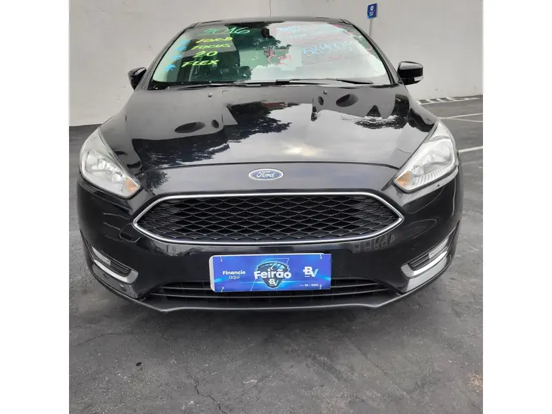 Ford Focus Sedan SE 2.0 PowerShift