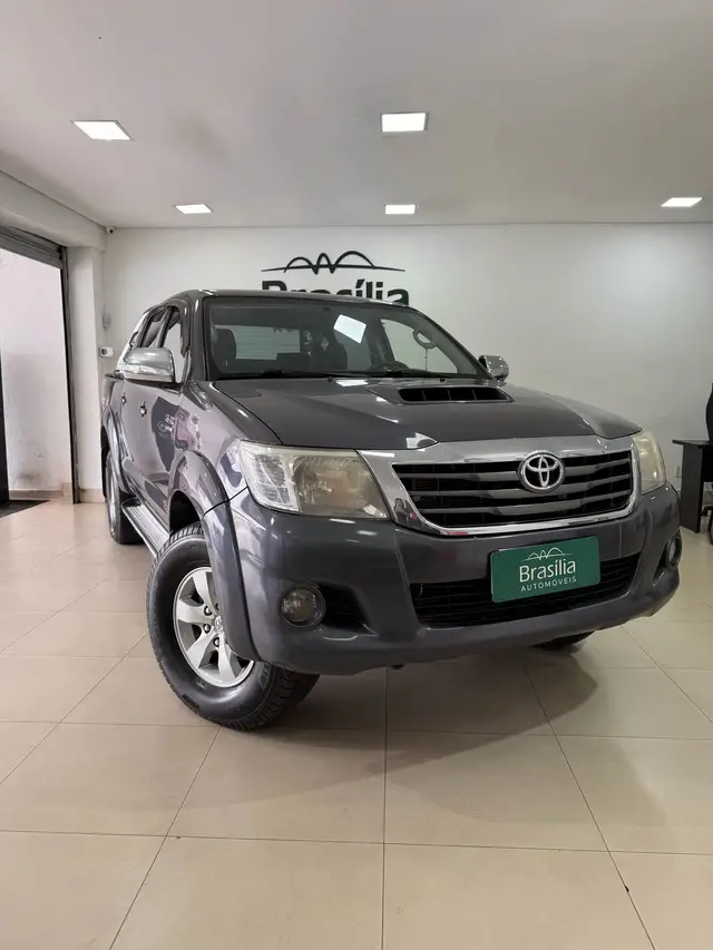 Carro Toyota Hilux Cabine Dupla 2013 Hilux 3.0 TDI 4x4 CD SRV (Aut)