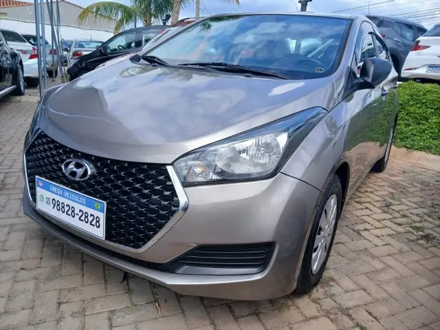 Hyundai HB20S 1.0 Unique (Flex)