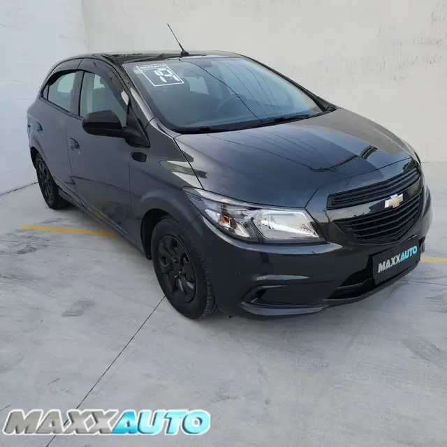 Carro Chevrolet Onix 2019 1.0 Joy SPE/4