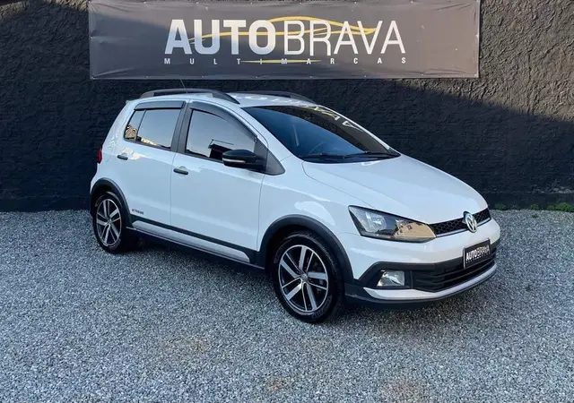 Carro Volkswagen Fox 2018 1.6 16v MSI Highline (Flex)