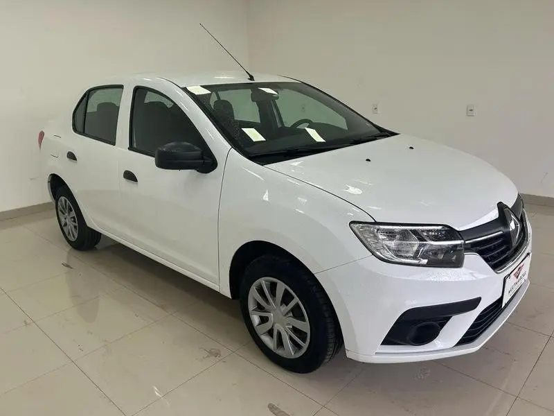 Renault Logan Life 1.0