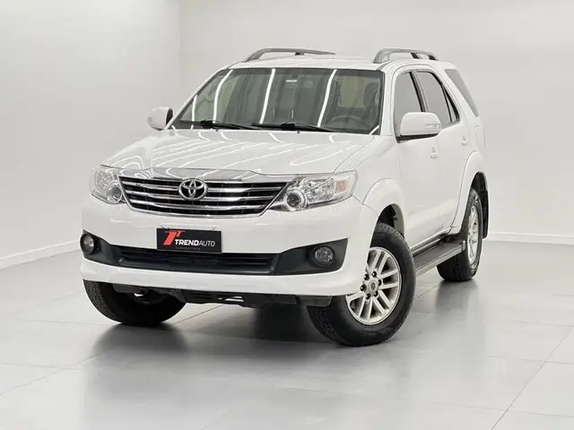 Carro Toyota SW4 2015 Hilux  2.7 4x2 SR (Flex)