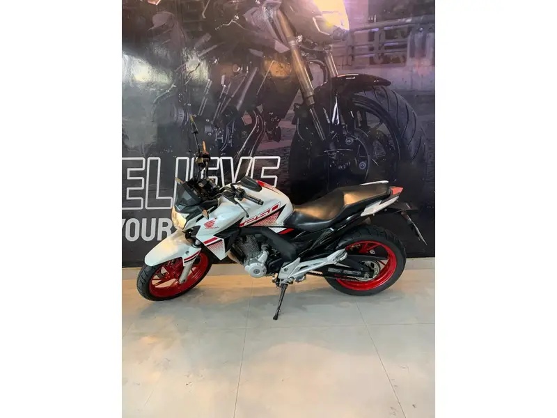 Honda CB 250F Twister ABS