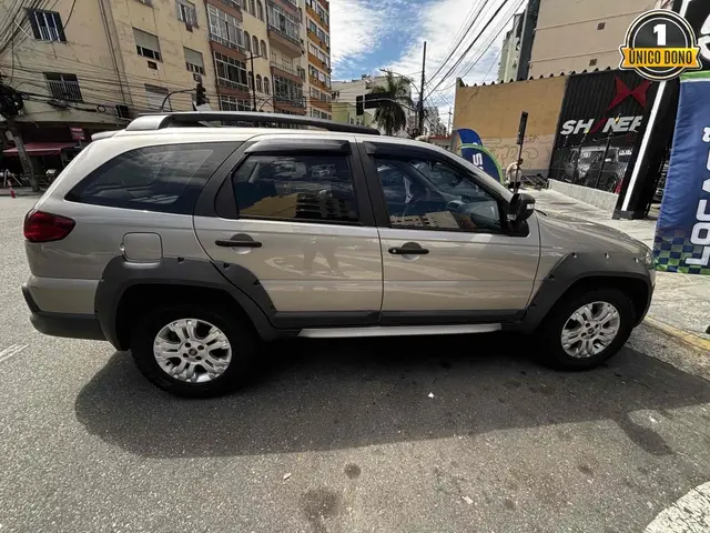 Carro Fiat Palio Weekend 2012 Adventure Locker 1.8 8V (Flex)