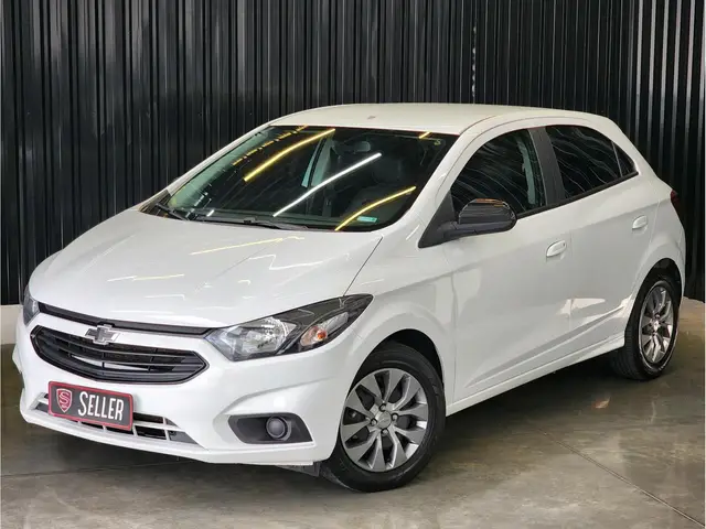 Carro Chevrolet Onix 2021 1.0 (Flex)