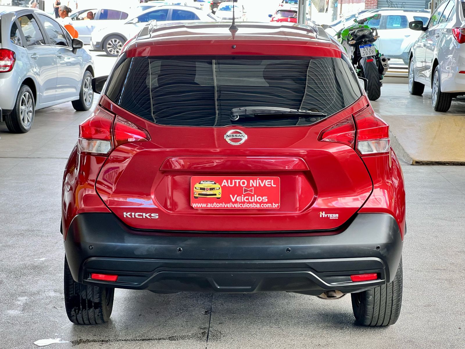 NISSAN KICKS