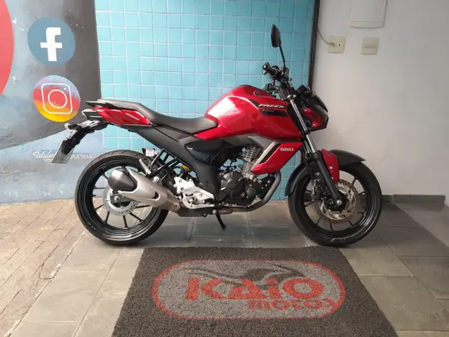 Moto Yamaha Fazer FZ15 2023 ABS