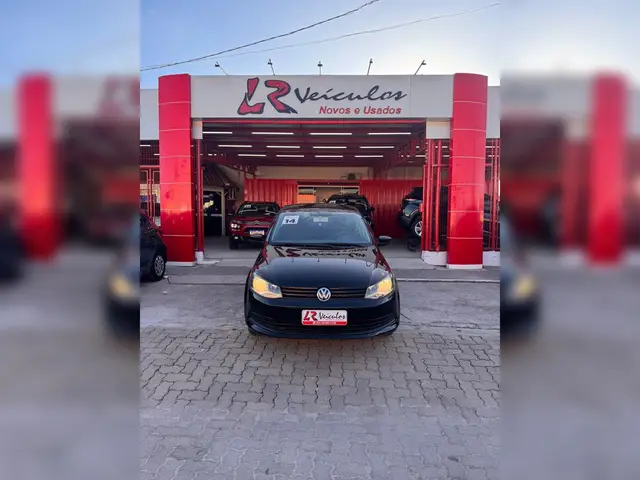 Carro Volkswagen Voyage 2014 1.6 VHT City (Flex)