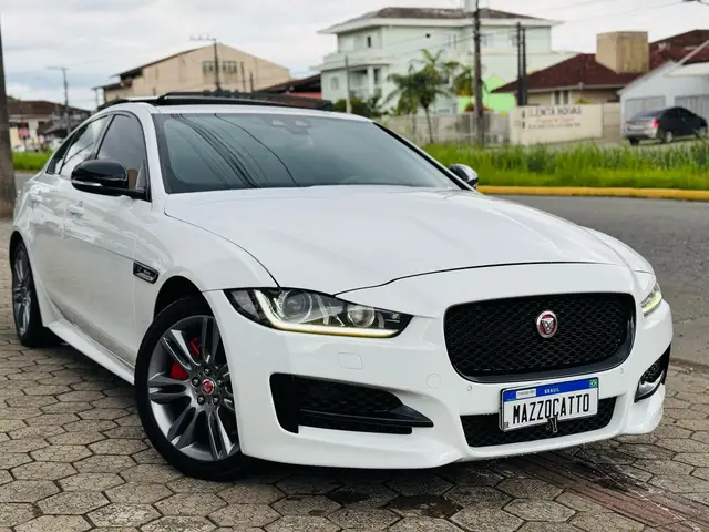 Carro Jaguar XE 2017 2.0 GTDI R-Sport