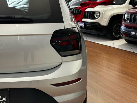 Polo Track 1.0 Flex 12V 5p