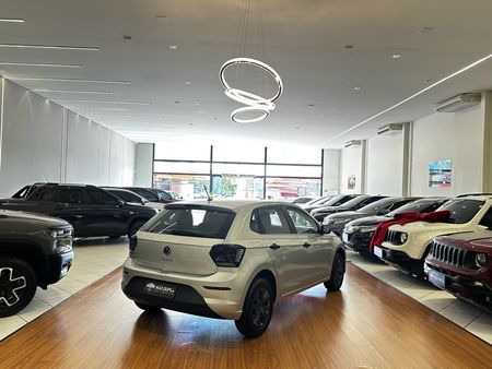 Polo Track 1.0 Flex 12V 5p