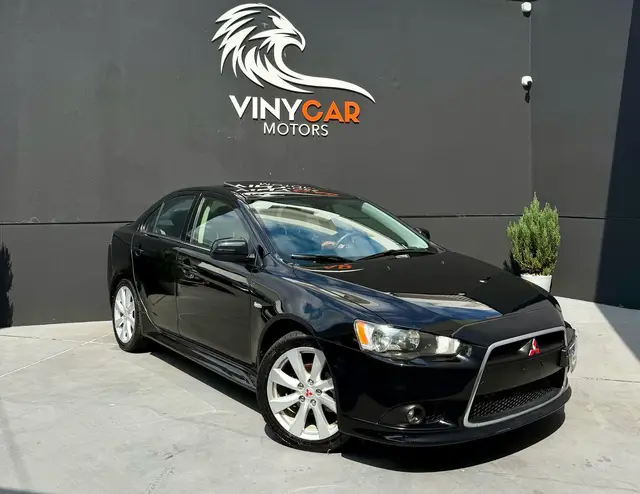 Carro Mitsubishi Lancer 2014 2.0 16V