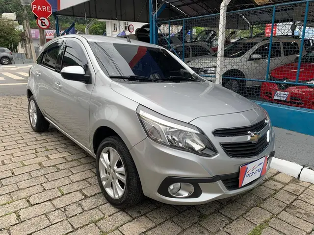 Carro Chevrolet Agile 2014 LTZ 1.4 8V (Flex)