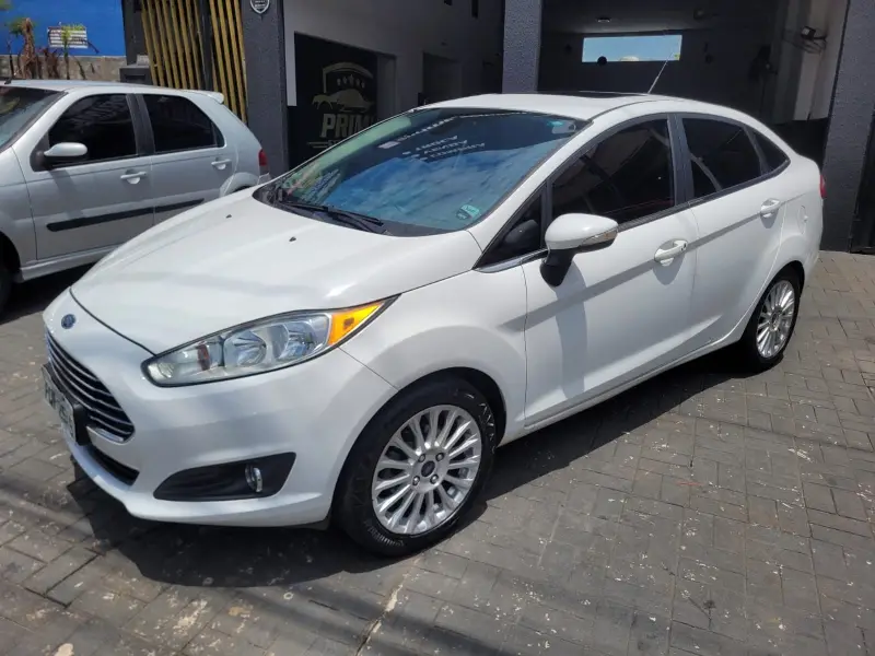 Ford New Fiesta Sedan 1.6 Titanium PowerShift Plus (Flex)