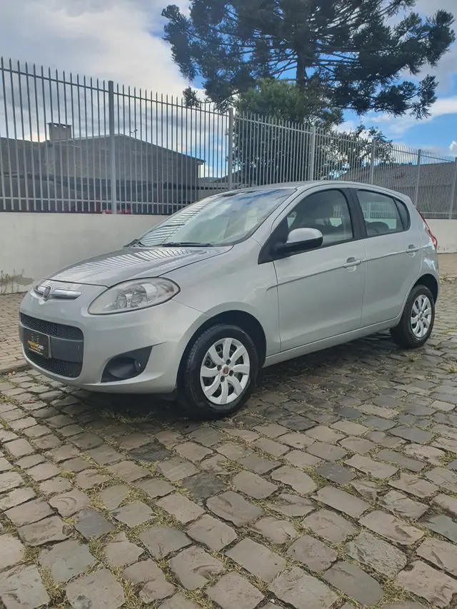 Carro Fiat Palio 2016 Attractive 1.4 Evo (Flex)
