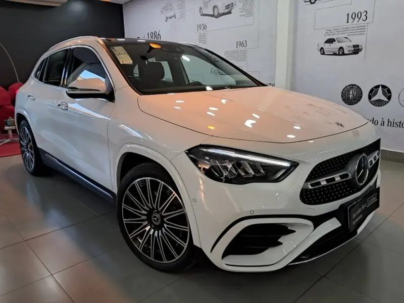Mercedes-Benz GLA 200 AMG Line 1.3 Turbo (Aut)