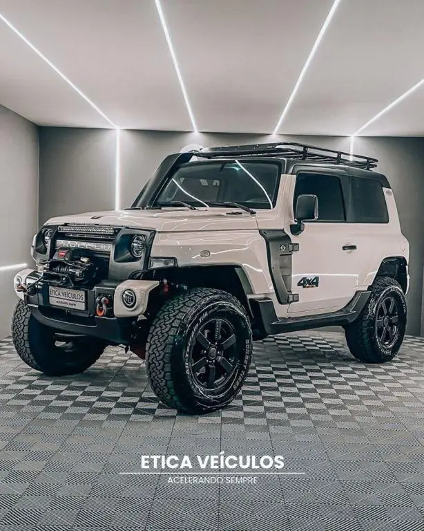 Carro Troller T4 2021 T-4 4x4 3.2 Tdi Cap.Rígida Die. Aut.