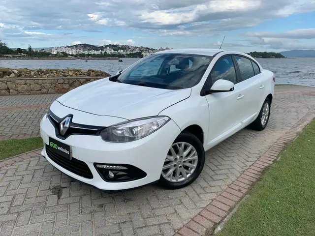 Carro Renault Fluence 2017 2.0 16V Dynamique Plus X-Tronic (Flex)