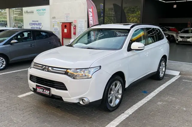 Carro Mitsubishi Outlander 2015 2.0 16V CVT
