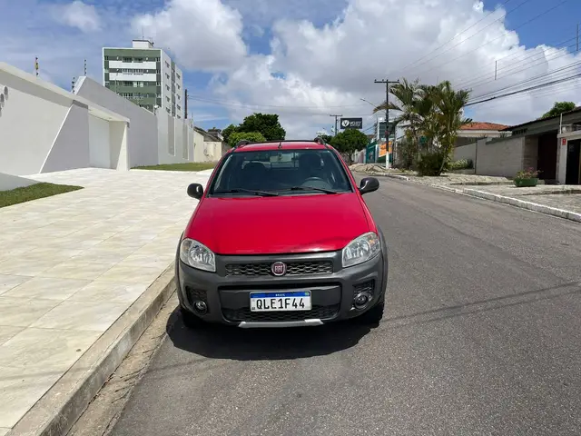 Carro Fiat Strada 2017 Hard Working 1.4 (Flex) (Cabine Dupla)