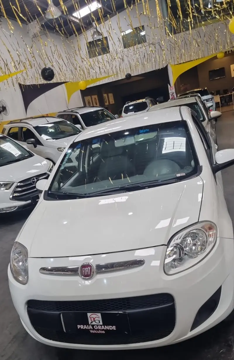 Fiat Palio Attractive 1.0 Evo (Flex)