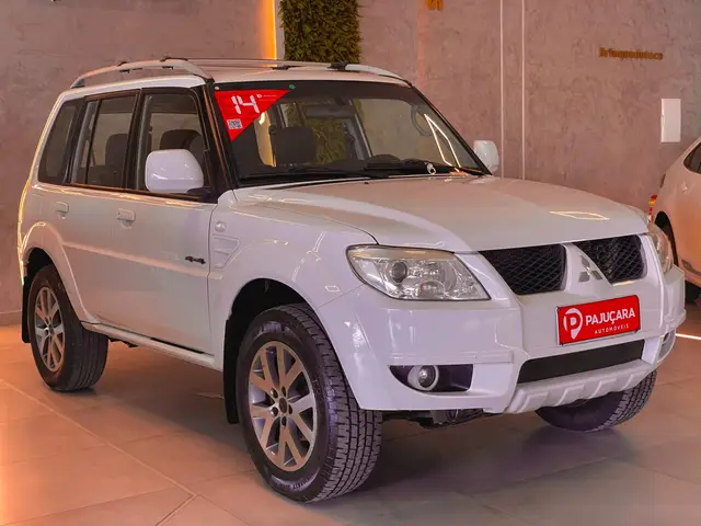 Carro Mitsubishi Pajero TR4 2014 2.0 16V 4X4 (Flex) (Aut)