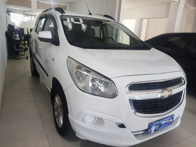 Carro Chevrolet Spin 2014 LT 5S 1.8 (Aut) (Flex)