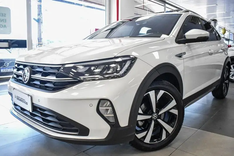 Volkswagen Nivus Highline 1.0 Turbo (Flex) (Aut)
