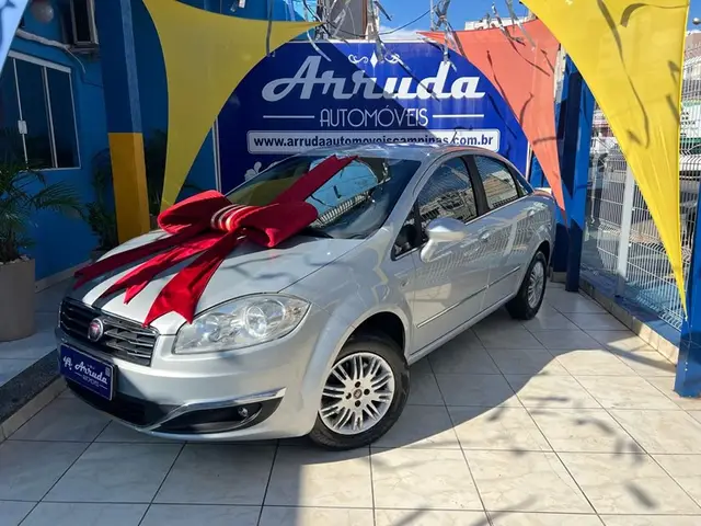 Carro Fiat Linea 2016 Essence 1.8 16V (Flex)