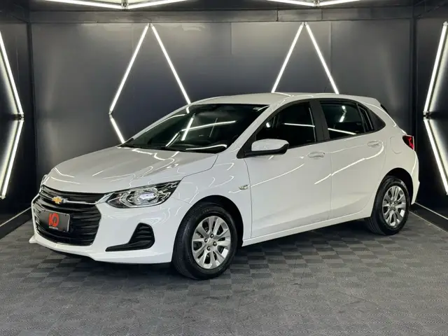 Carro Chevrolet Onix 2023 LT 1.0