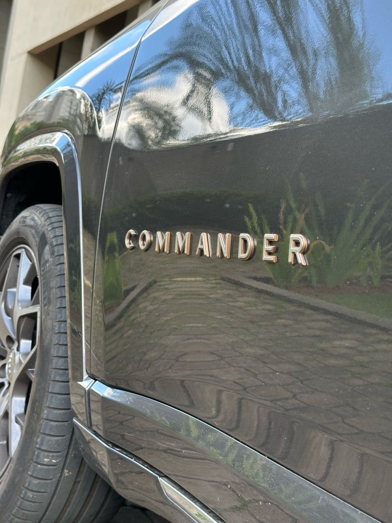Jeep Commander