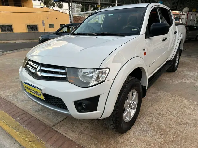 Carro Mitsubishi L200 Triton Sport 2015 2.4 HLS (Flex)