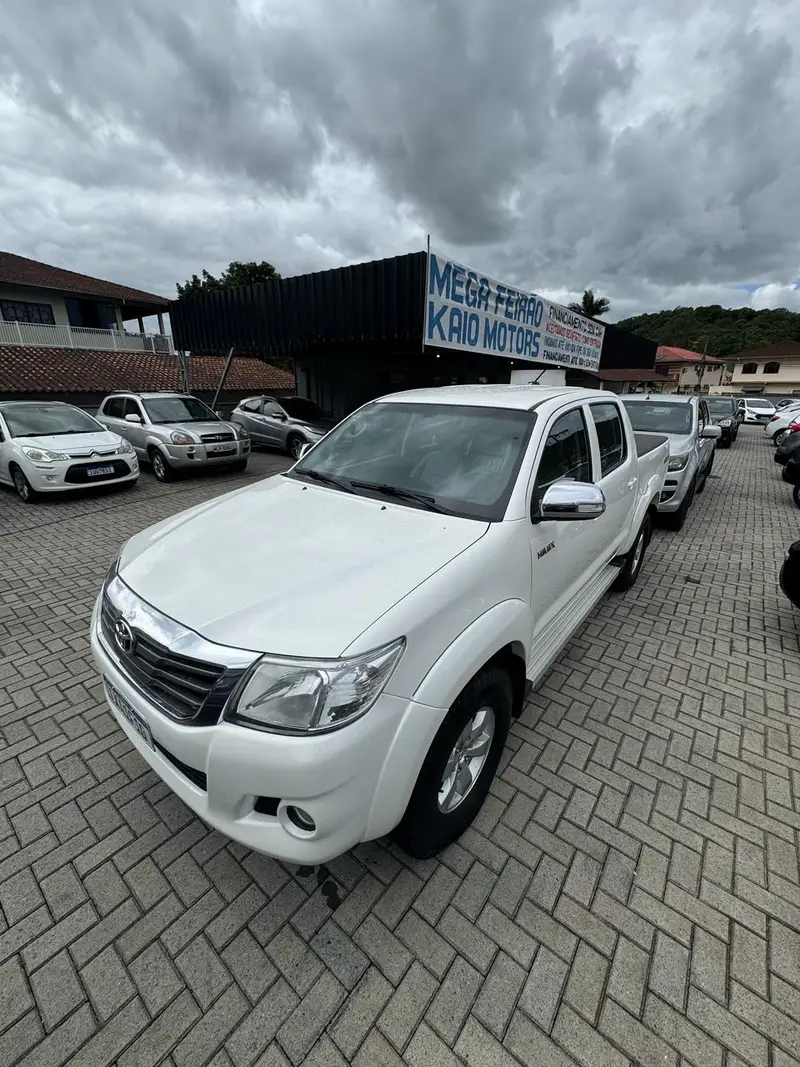 Toyota Hilux Cabine Dupla Hilux 2.7 SRV CD 4x4 (Flex) (Aut)