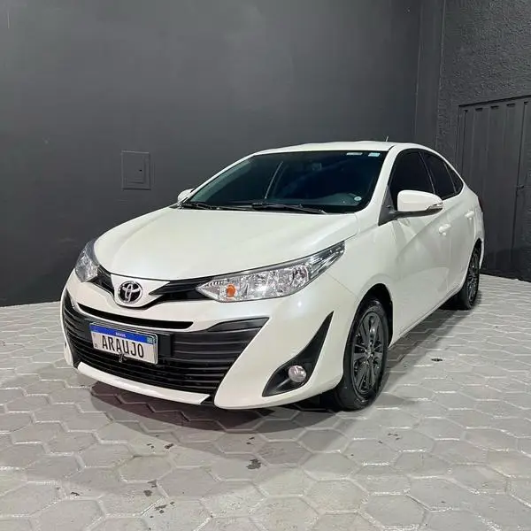 Toyota Yaris Sedan 1.5 XL CVT (Flex)
