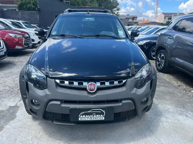 Carro Fiat Strada 2017 Adventure 1.8 16V (Flex) (Cabine Estendida)