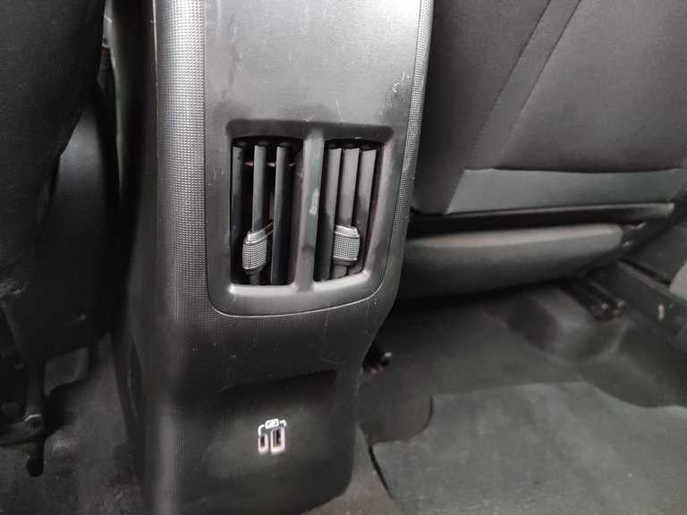 alt=