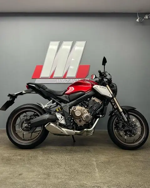 Moto Honda CB 650R 2023 (ABS)