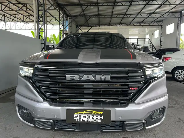 Carro RAM Rampage 2024 R/T 2.0 Turbo