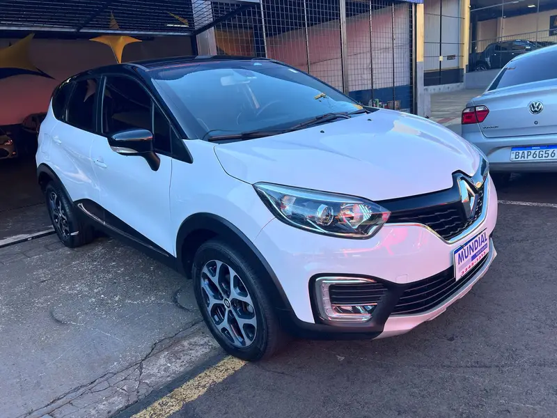 Renault Captur Intense 1.6 16v SCe CVT (Flex)