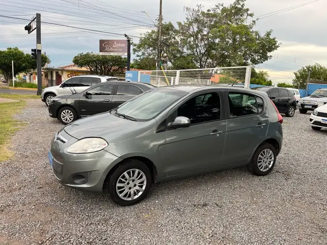 Carro Fiat Palio 2016 Attractive 1.0 Evo (Flex)
